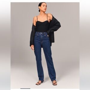 Abercrombie & Fitch Ultra High Rise 90’s Straight jeans